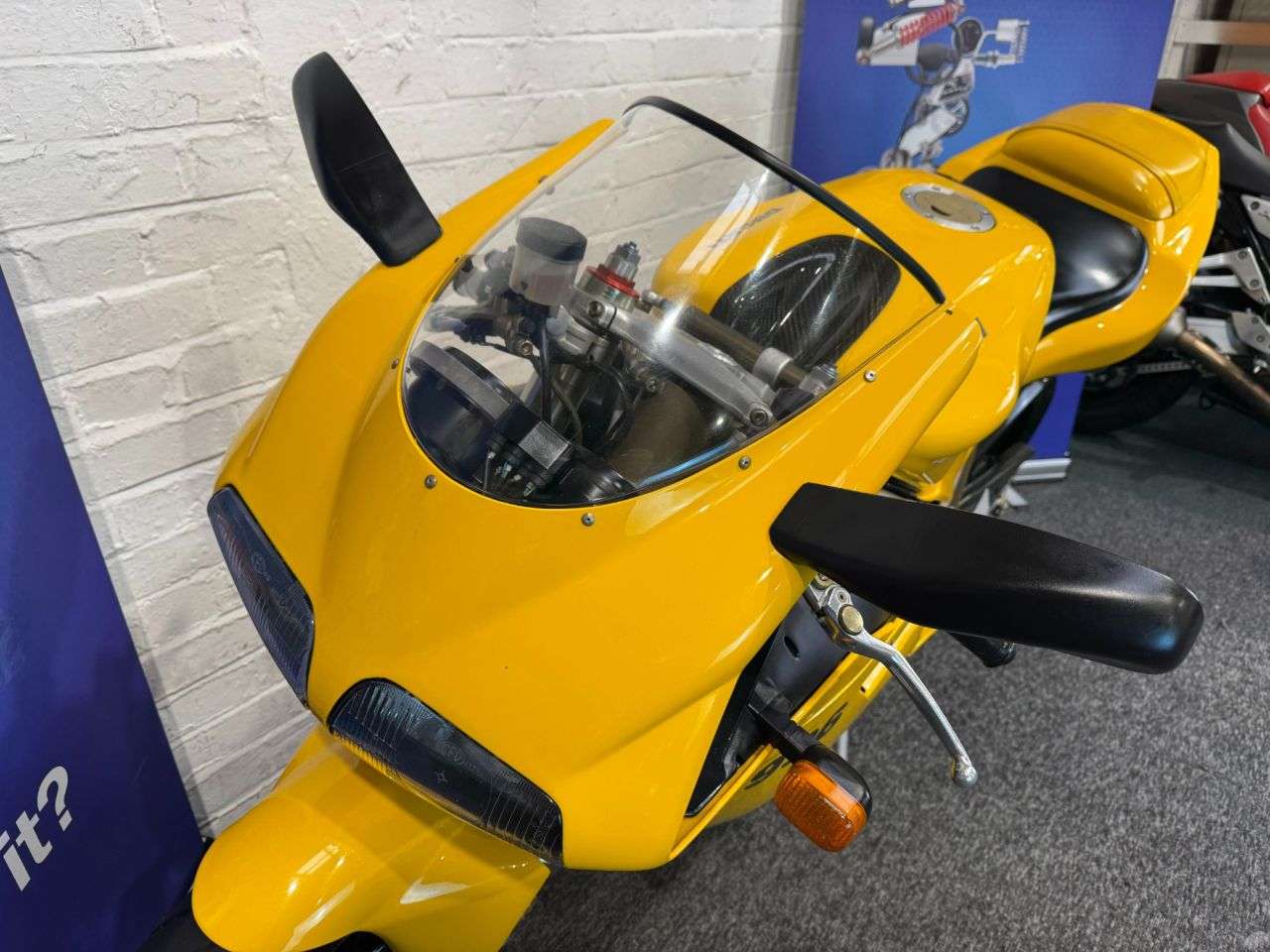 1999 DUCATI 996 1999 DUCATI 996