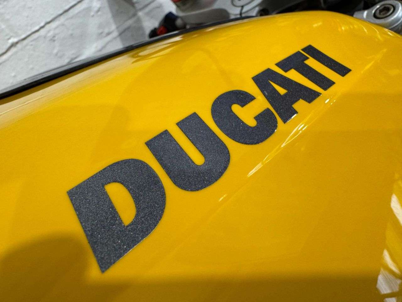 1999 DUCATI 996 1999 DUCATI 996