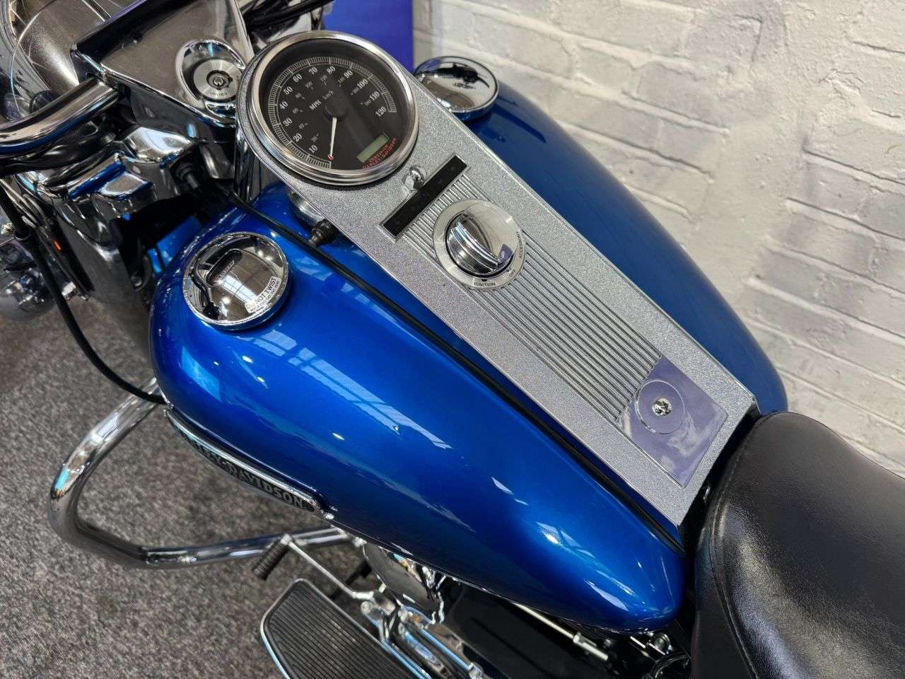 2005 HARLEY-DAVIDSON TOURING 2005 HARLEY-DAVIDSON TOURING