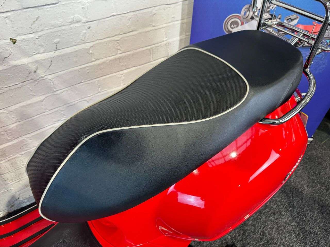 2018 PIAGGIO VESPA GTS 300 2018 PIAGGIO VESPA GTS 300