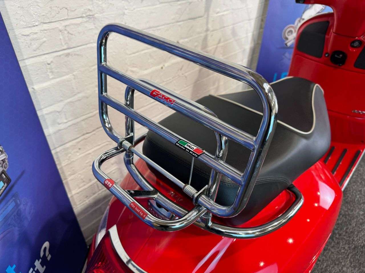 2018 PIAGGIO VESPA GTS 300 2018 PIAGGIO VESPA GTS 300