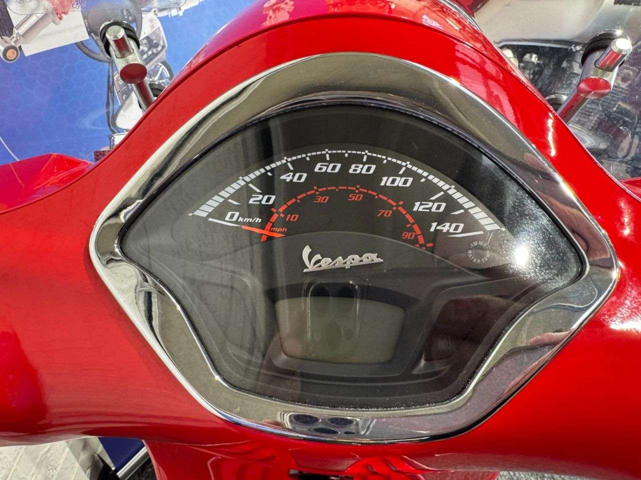 2018 PIAGGIO VESPA GTS 300 2018 PIAGGIO VESPA GTS 300