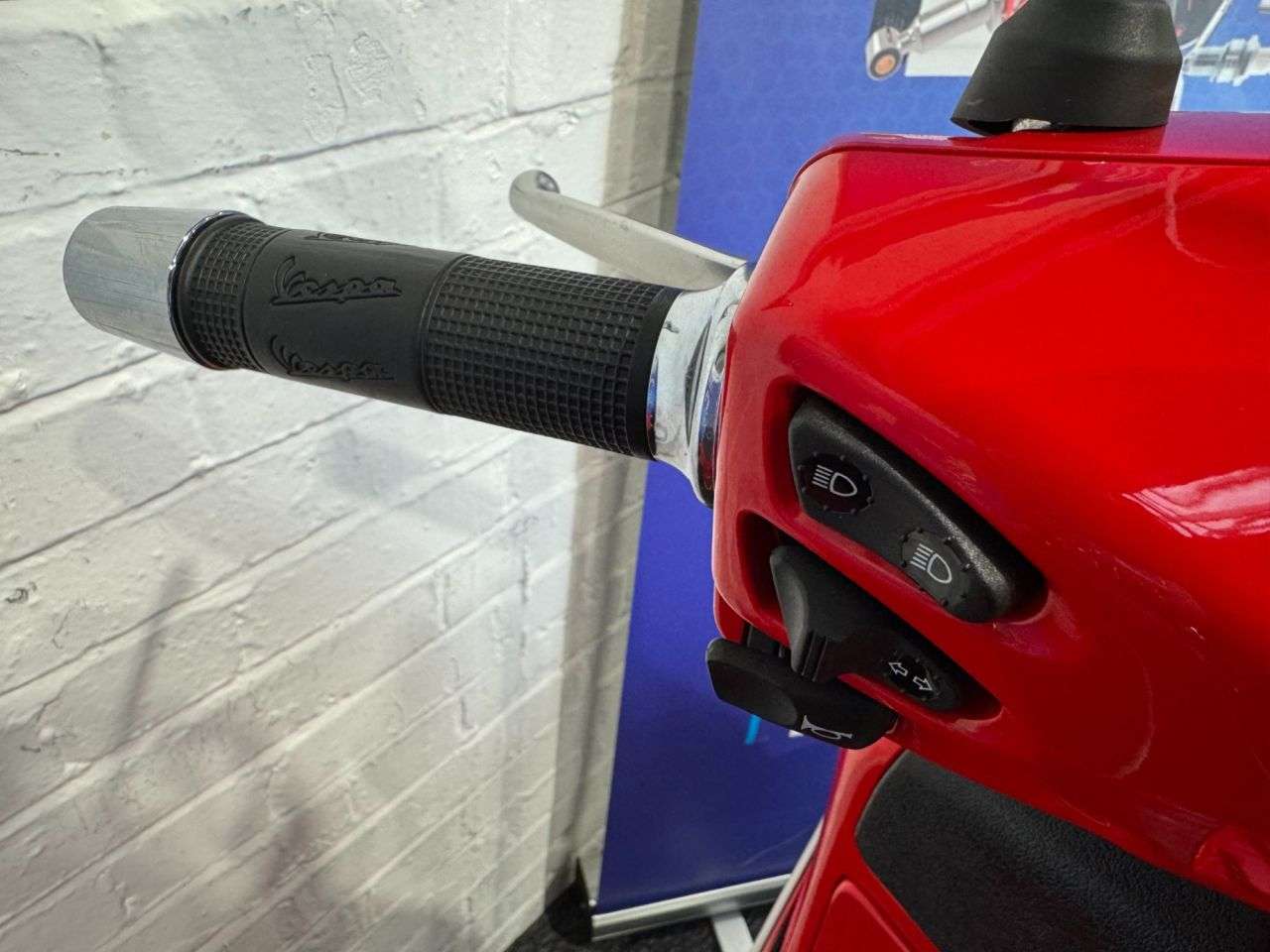 2018 PIAGGIO VESPA GTS 300 2018 PIAGGIO VESPA GTS 300