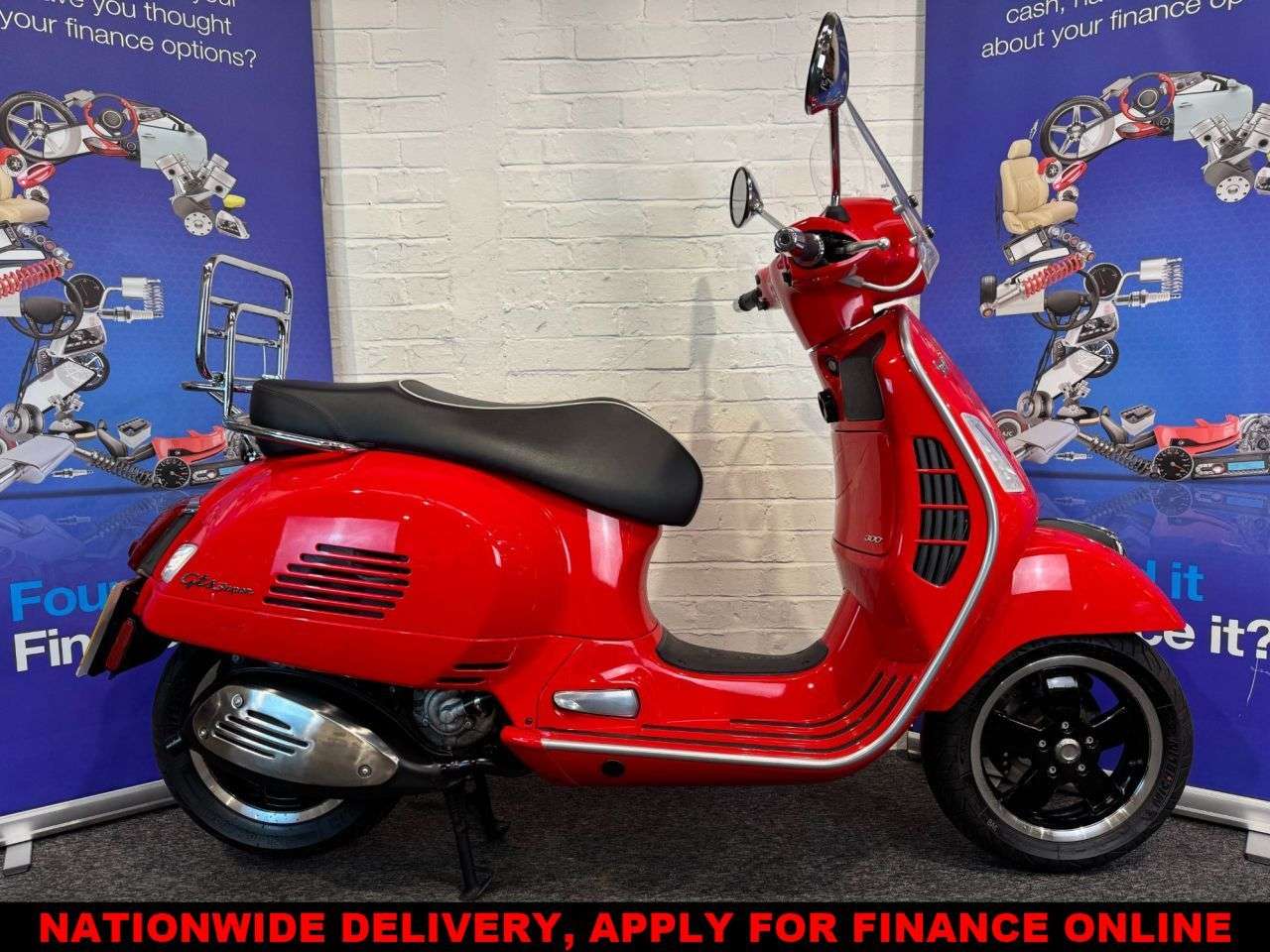 A 2018 PIAGGIO VESPA GTS 300 PIAGGIO VESPA GTS 300 SUPER ABS FINANCE WARRANTY DELIVERY A 2018 PIAGGIO VESPA GTS 300 PIAGGIO VESPA GTS 300 SUPER ABS FINANCE WARRANTY DELIVERY