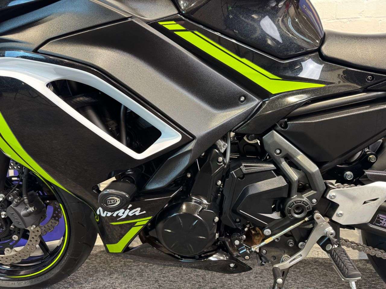 2021 KAWASAKI NINJA 650 2021 KAWASAKI NINJA 650