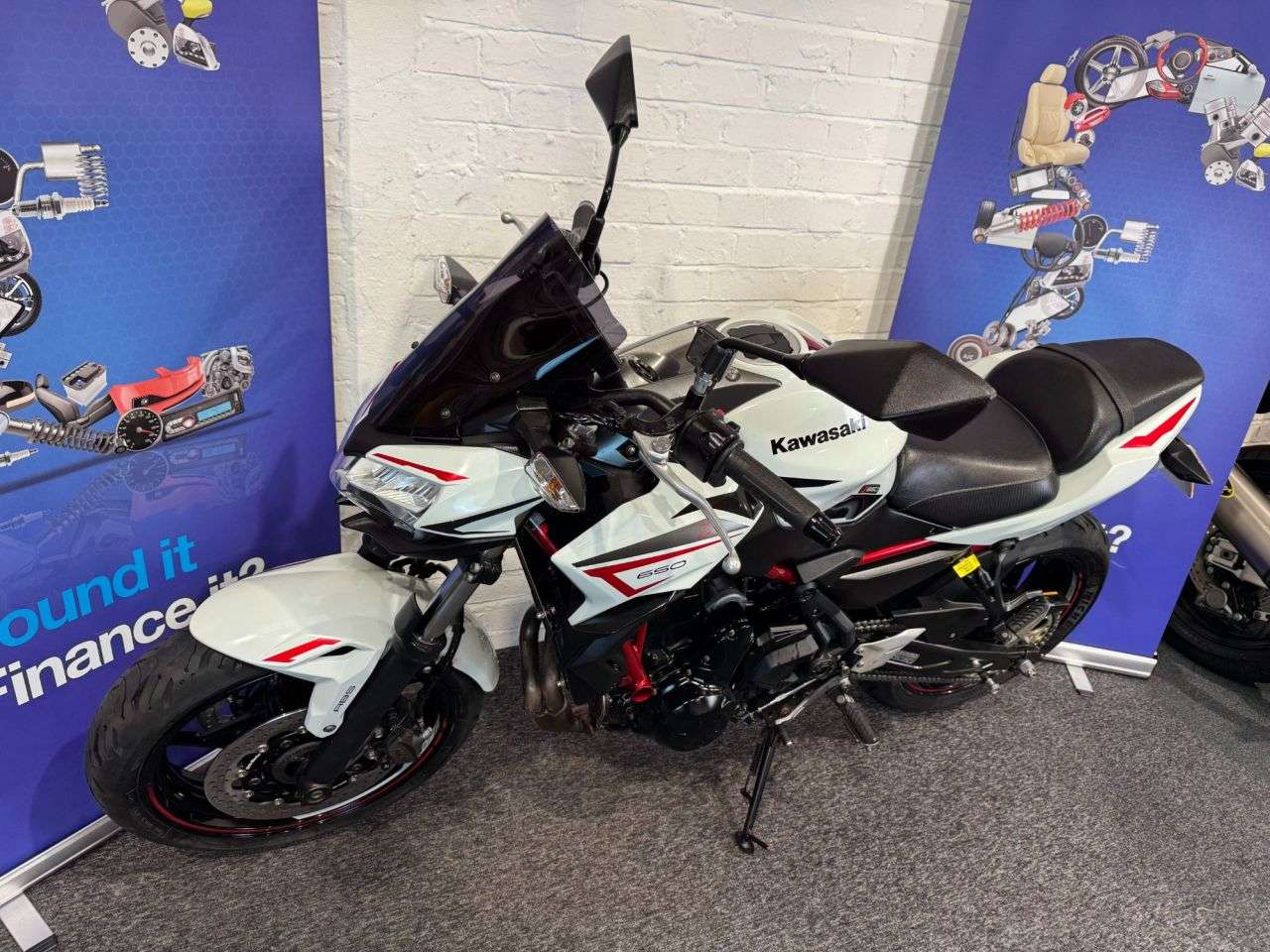 2022 KAWASAKI Z650 2022 KAWASAKI Z650