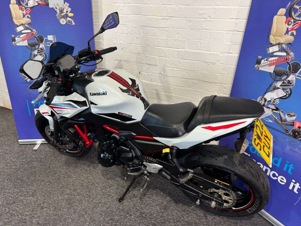 2022 KAWASAKI Z650 2022 KAWASAKI Z650