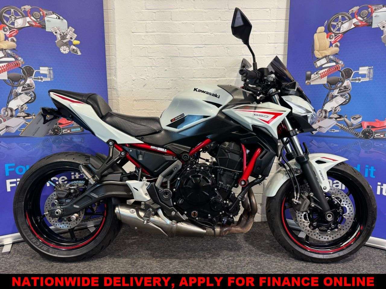A 2022 KAWASAKI Z650 Z650 FINANCE WARRANTY DELIVERY A 2022 KAWASAKI Z650 Z650 FINANCE WARRANTY DELIVERY