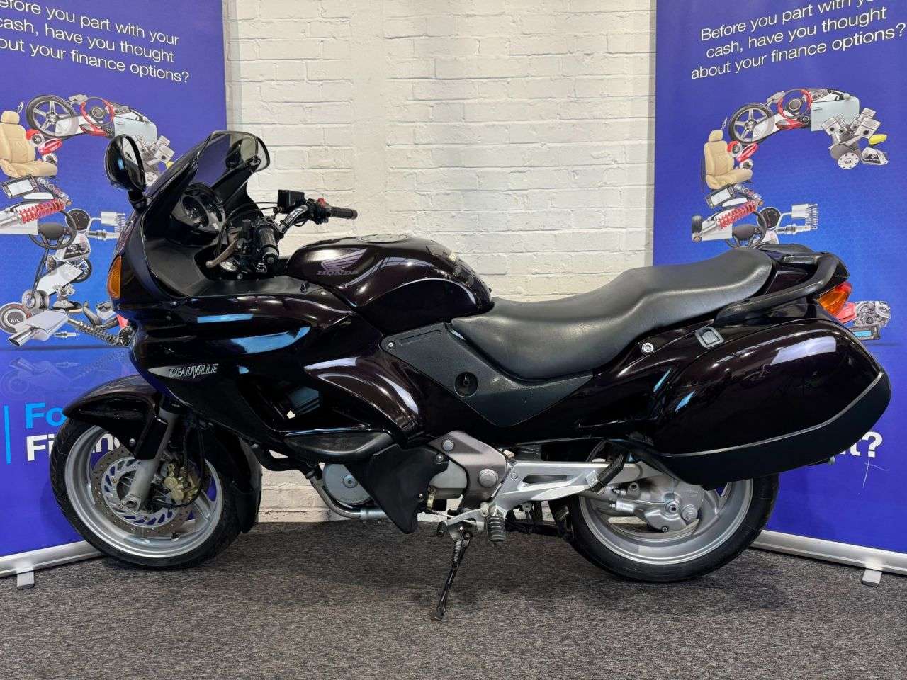 A 1999 HONDA NT650V DEAUVILLE NT650V DEAUVILLE FINANCE WARRANTY DELIVERY A 1999 HONDA NT650V DEAUVILLE NT650V DEAUVILLE FINANCE WARRANTY DELIVERY