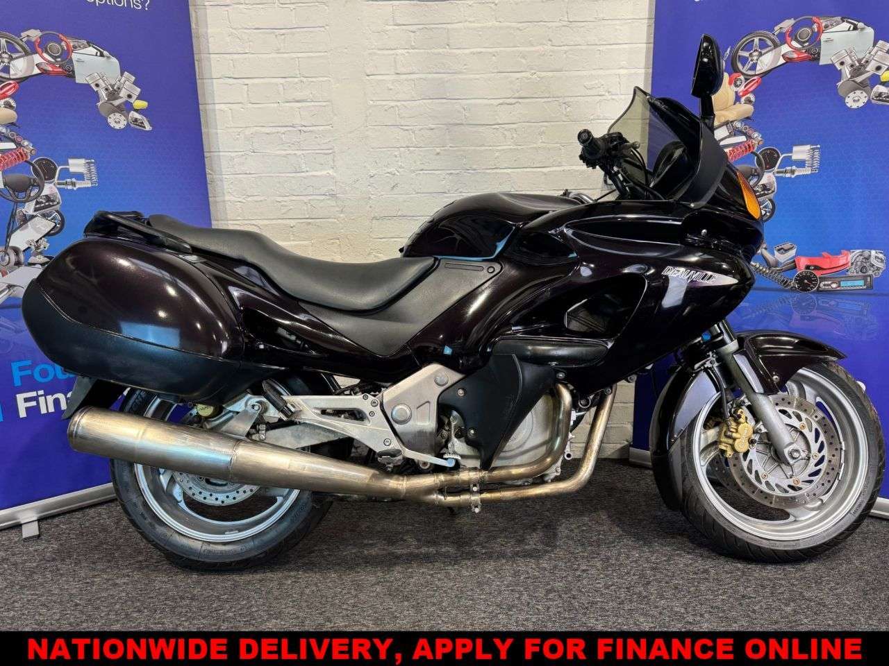 A 1999 HONDA NT650V DEAUVILLE NT650V DEAUVILLE FINANCE WARRANTY DELIVERY A 1999 HONDA NT650V DEAUVILLE NT650V DEAUVILLE FINANCE WARRANTY DELIVERY