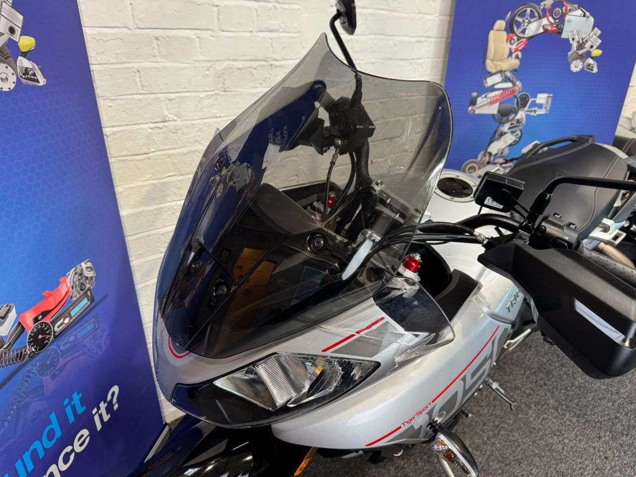 2019 TRIUMPH TIGER 1050 2019 TRIUMPH TIGER 1050