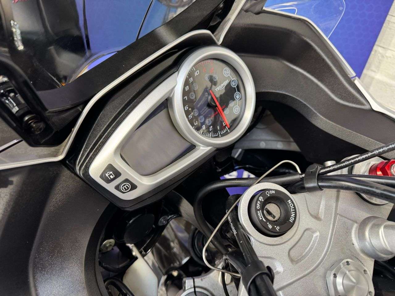 2019 TRIUMPH TIGER 1050 2019 TRIUMPH TIGER 1050