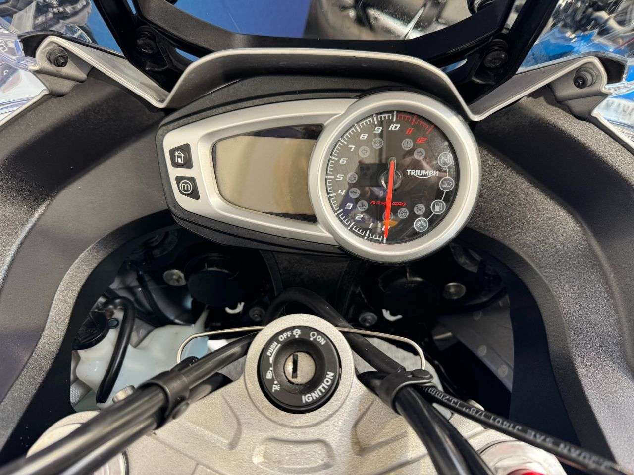 2019 TRIUMPH TIGER 1050 2019 TRIUMPH TIGER 1050