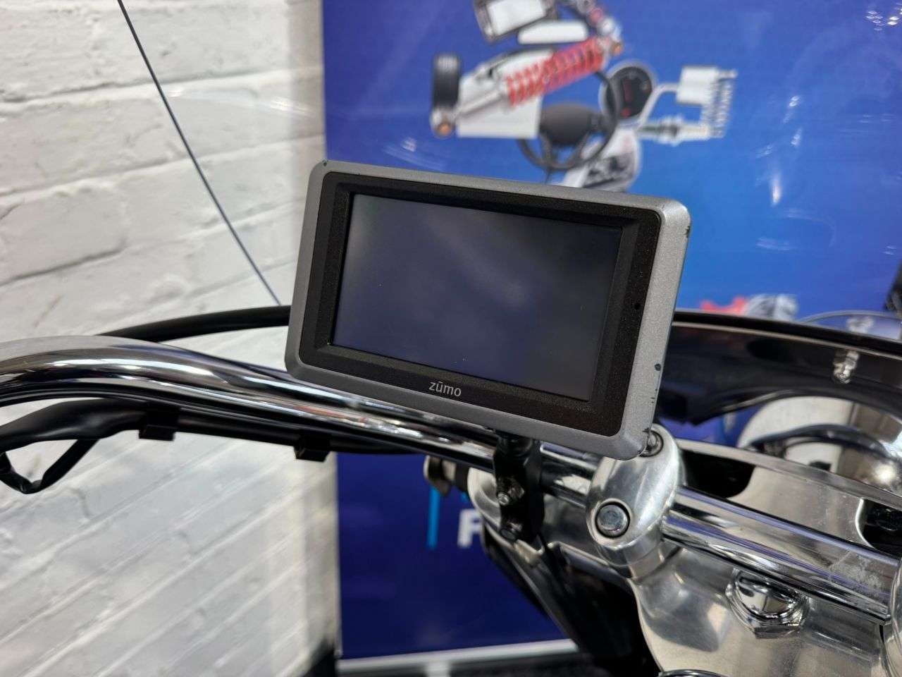 2011 TRIUMPH ROCKET TOURING 2011 TRIUMPH ROCKET TOURING