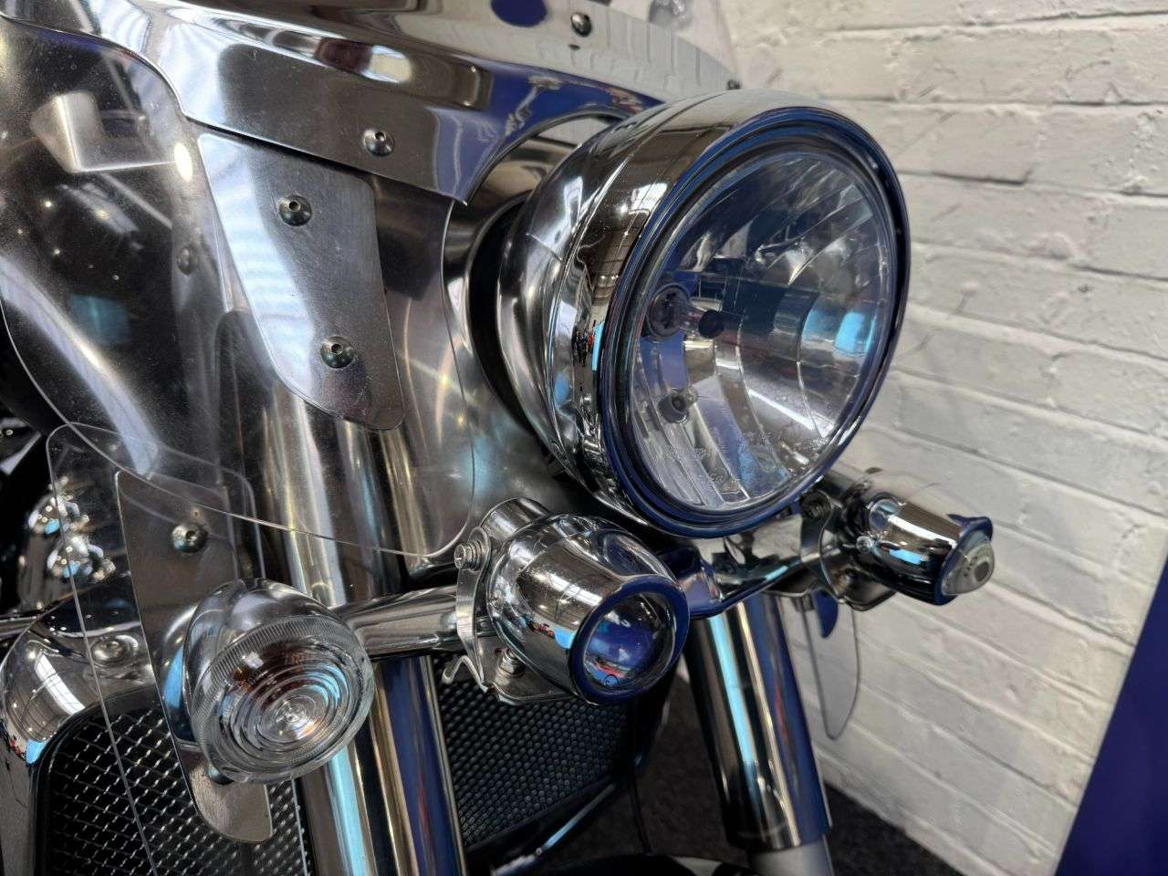 2011 TRIUMPH ROCKET TOURING 2011 TRIUMPH ROCKET TOURING