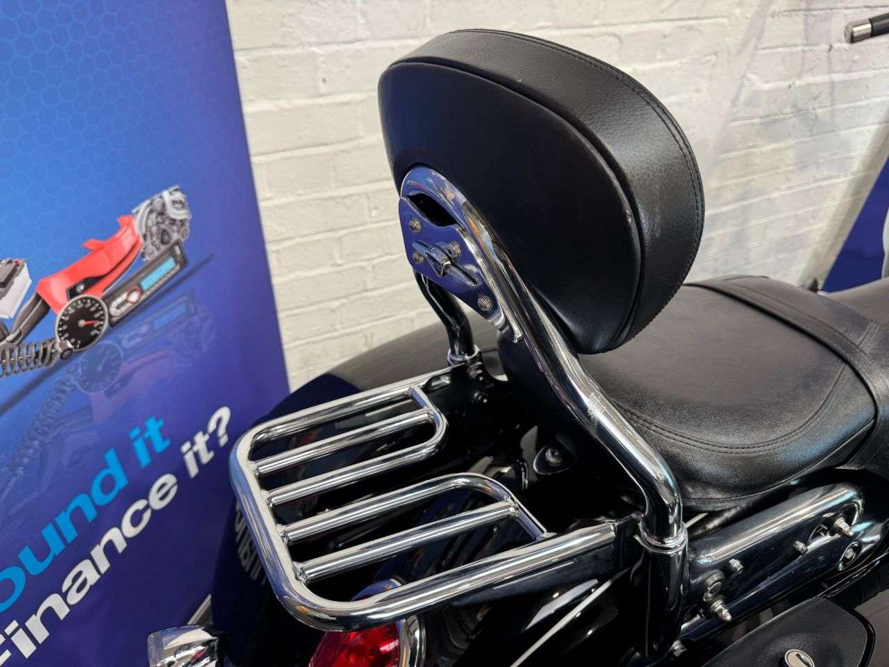 2011 TRIUMPH ROCKET TOURING 2011 TRIUMPH ROCKET TOURING