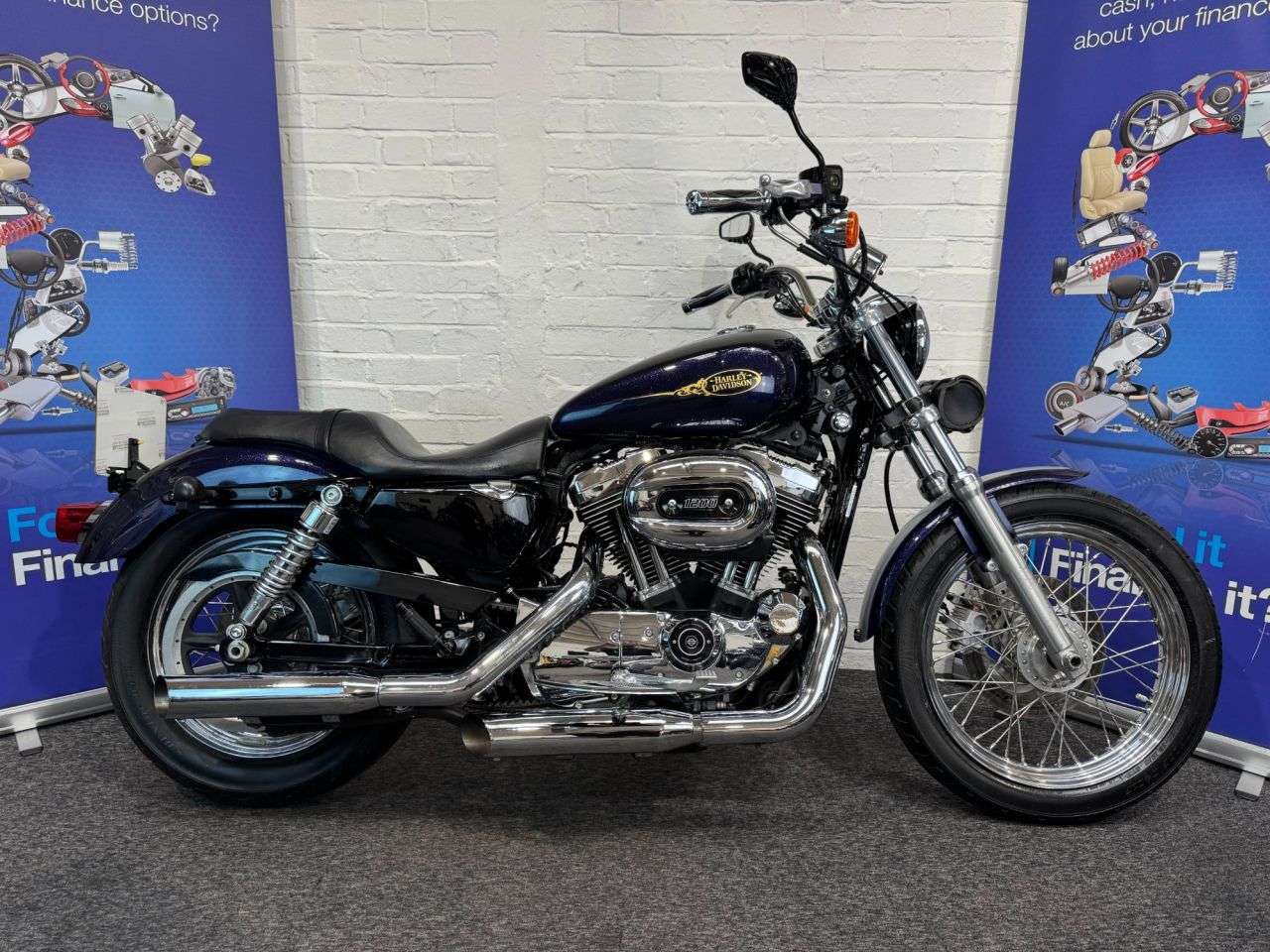 A 2009 HARLEY-DAVIDSON SPORTSTER XL1200 SPORTSTER LOW FINANCE WARRANTY DELIVERY A 2009 HARLEY-DAVIDSON SPORTSTER XL1200 SPORTSTER LOW FINANCE WARRANTY DELIVERY