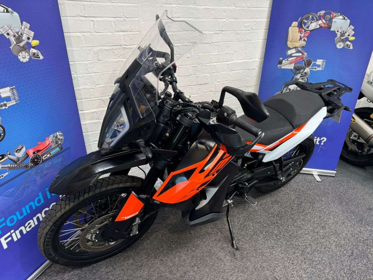 2019 KTM 790 ADVENTURE 2019 KTM 790 ADVENTURE