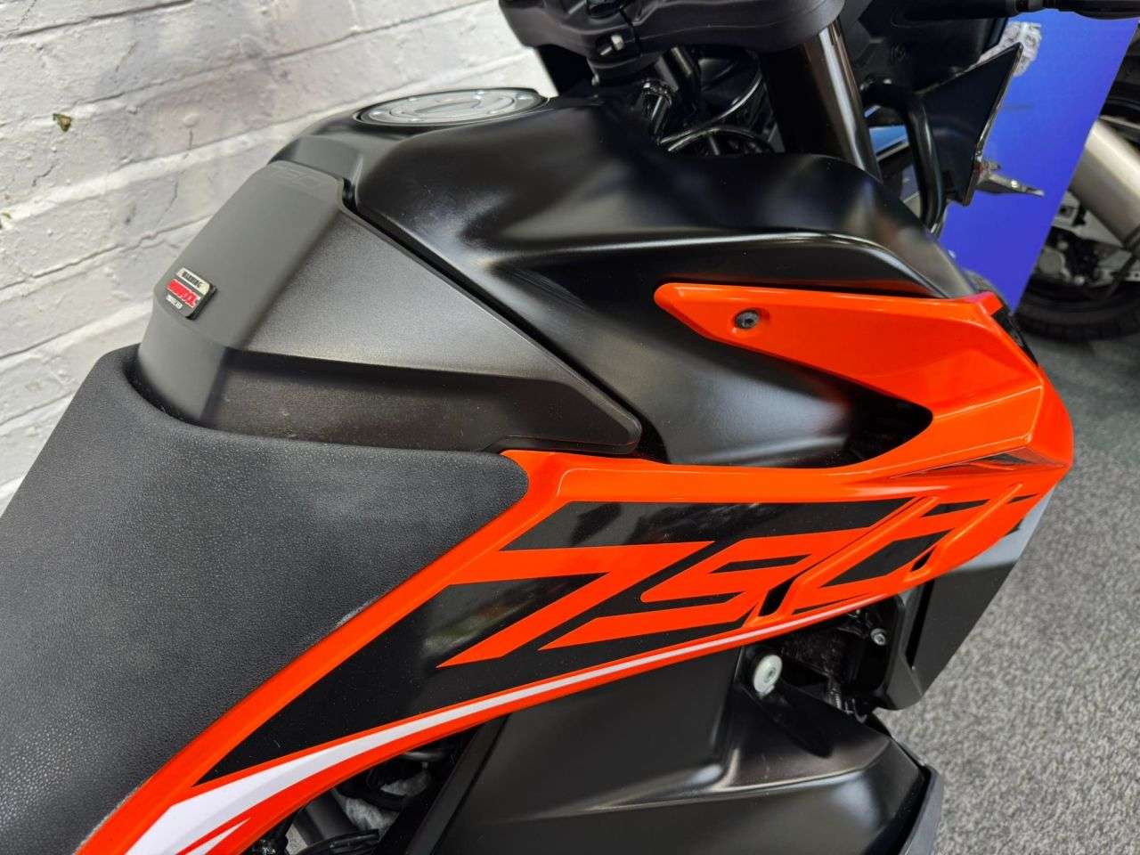 2019 KTM 790 ADVENTURE 2019 KTM 790 ADVENTURE