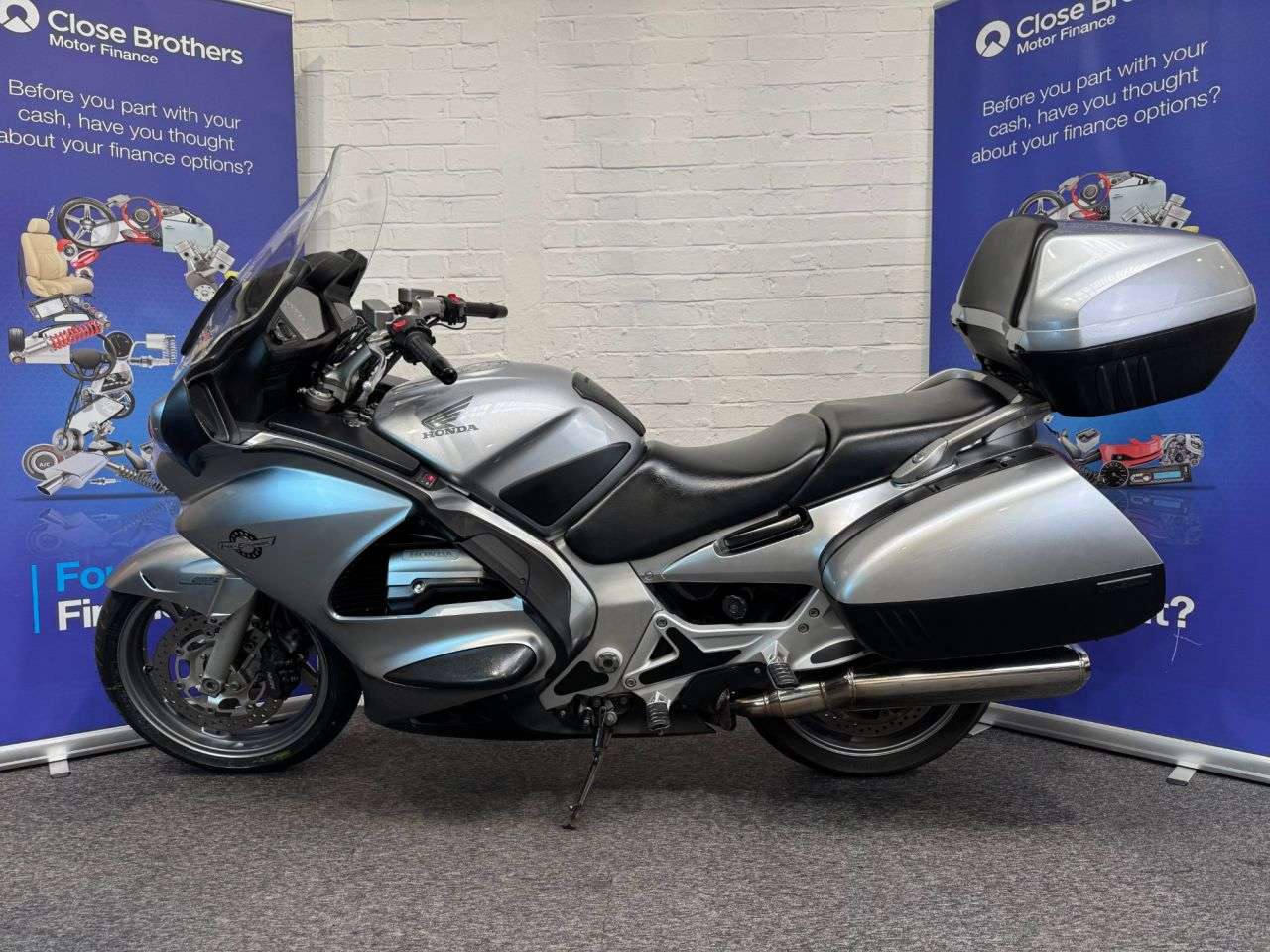 A 2005 HONDA ST1300 PAN EUROPEAN ST1300 PAN EUROPEAN FINANCE WARRANTY DELIVERY A 2005 HONDA ST1300 PAN EUROPEAN ST1300 PAN EUROPEAN FINANCE WARRANTY DELIVERY