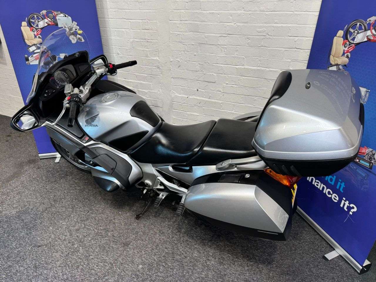 2005 HONDA ST1300 PAN EUROPEAN 2005 HONDA ST1300 PAN EUROPEAN