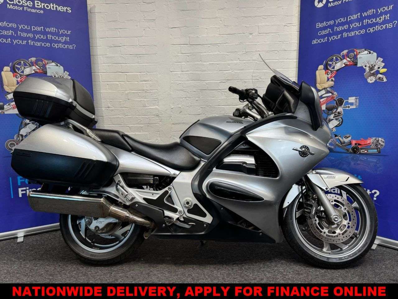A 2005 HONDA ST1300 PAN EUROPEAN ST1300 PAN EUROPEAN FINANCE WARRANTY DELIVERY A 2005 HONDA ST1300 PAN EUROPEAN ST1300 PAN EUROPEAN FINANCE WARRANTY DELIVERY