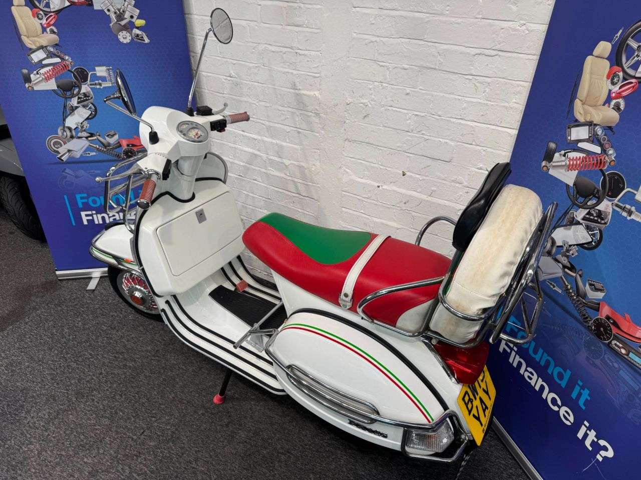 2015 PIAGGIO VESPA PX 125 2015 PIAGGIO VESPA PX 125