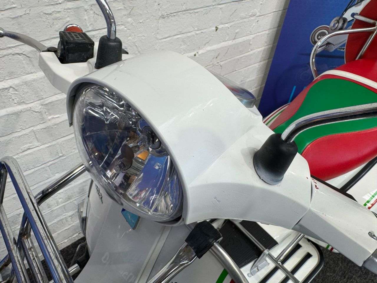 2015 PIAGGIO VESPA PX 125 2015 PIAGGIO VESPA PX 125