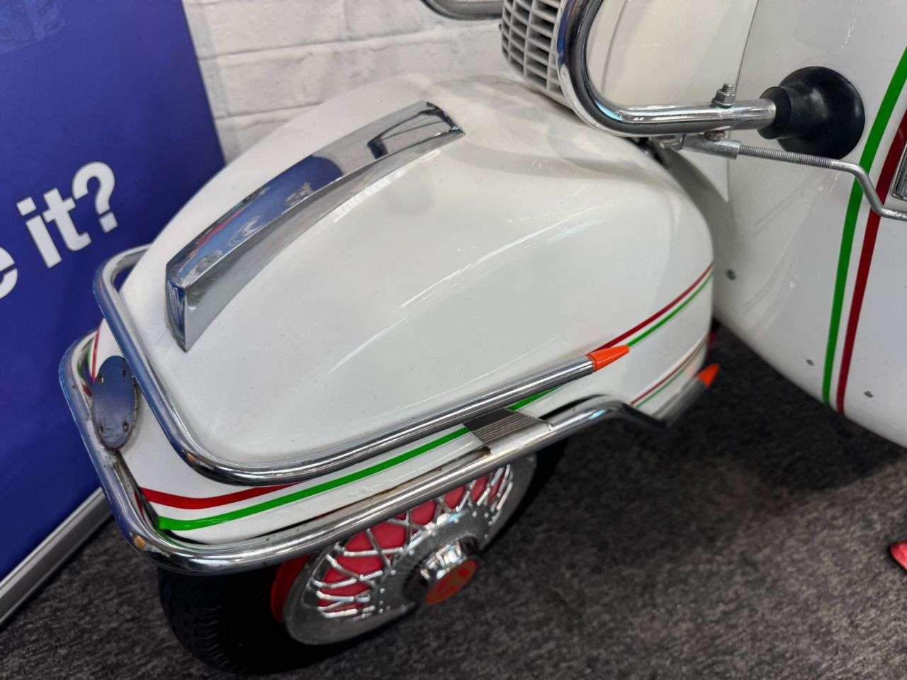 2015 PIAGGIO VESPA PX 125 2015 PIAGGIO VESPA PX 125