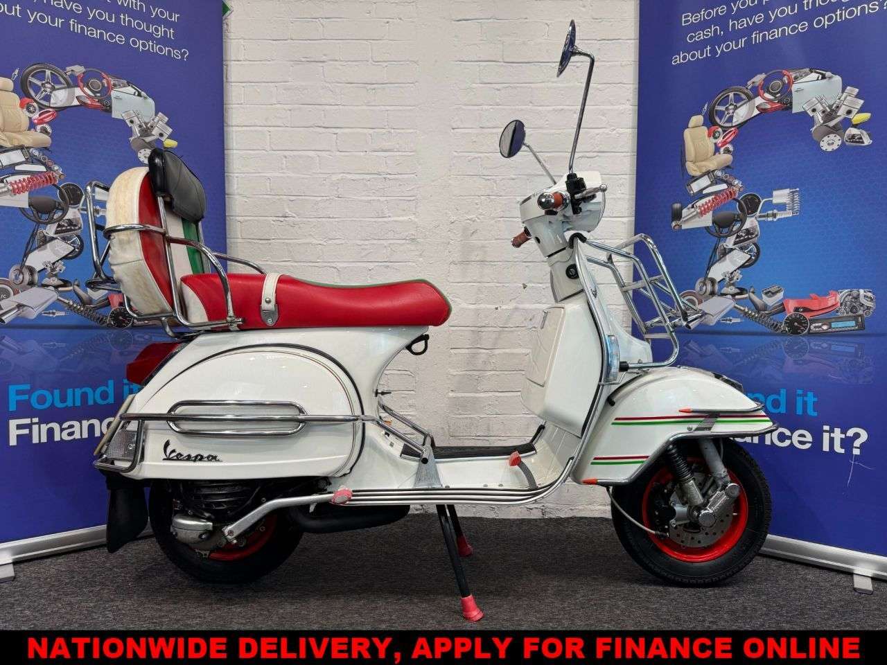 A 2015 PIAGGIO VESPA PX 125 PX125 FINANCE WARRANTY DELIVERY A 2015 PIAGGIO VESPA PX 125 PX125 FINANCE WARRANTY DELIVERY