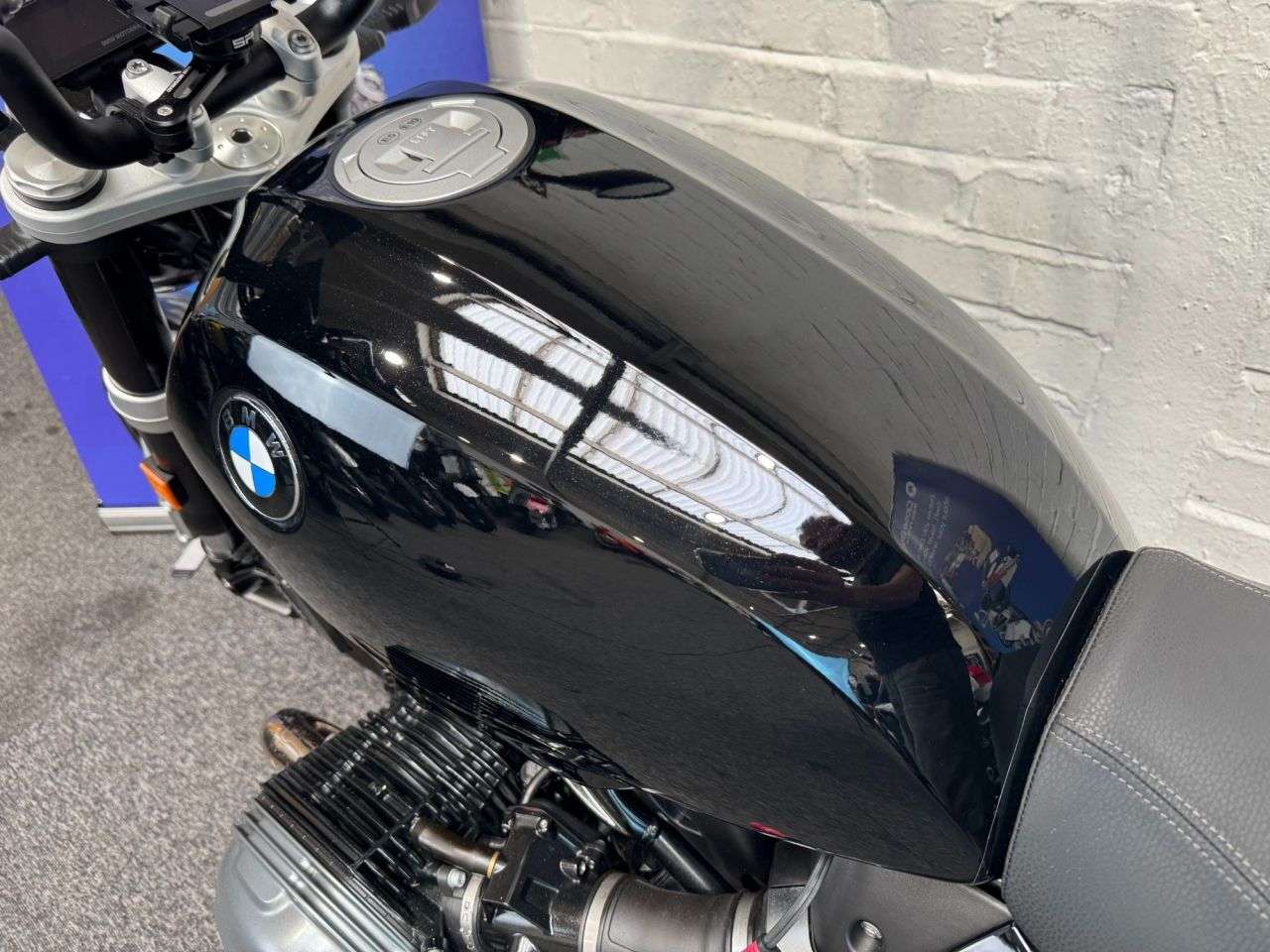 2025 BMW R 12 2025 BMW R 12