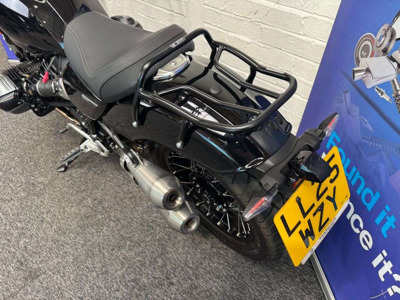 2025 BMW R 12 2025 BMW R 12