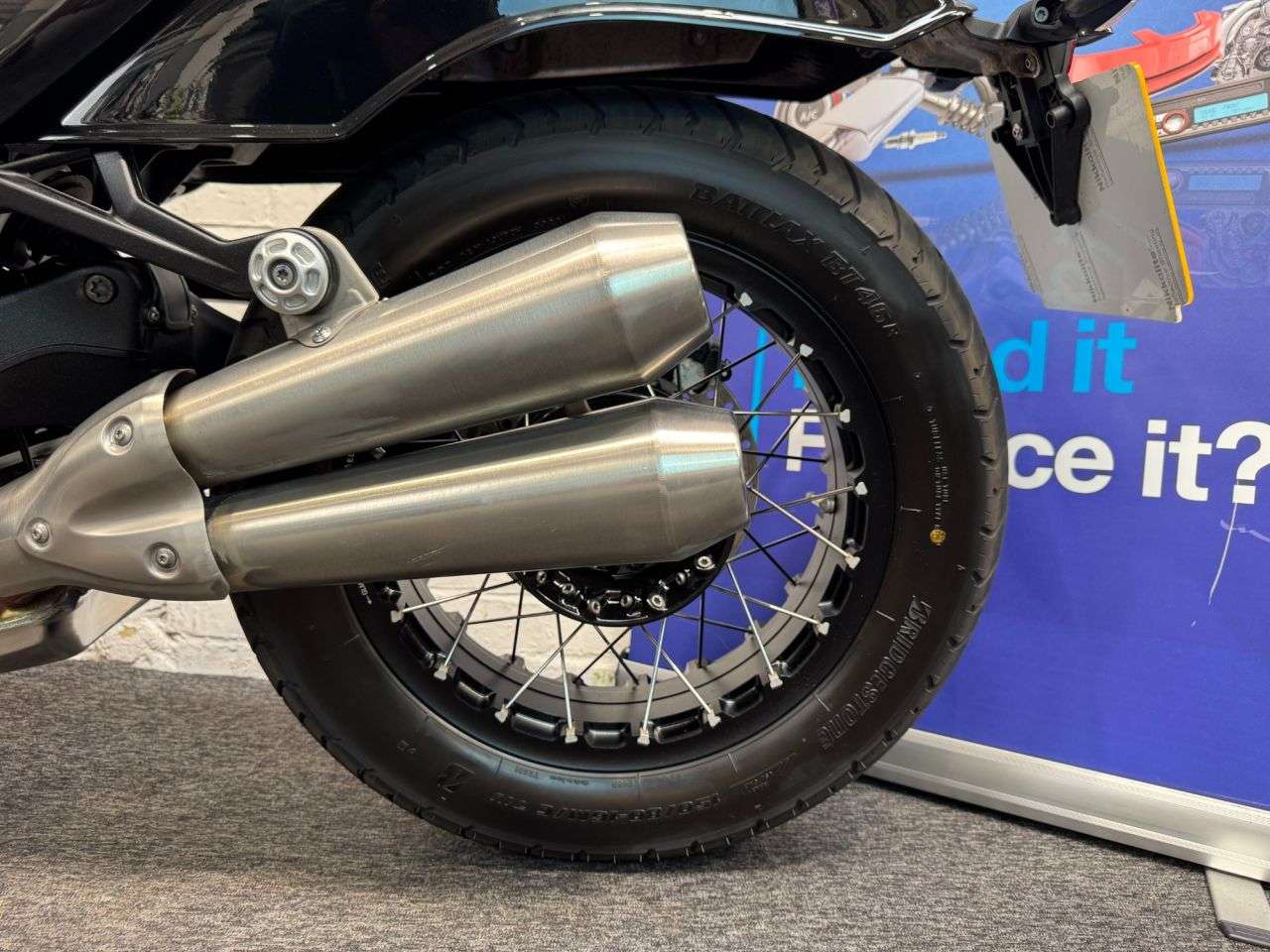 2025 BMW R 12 2025 BMW R 12