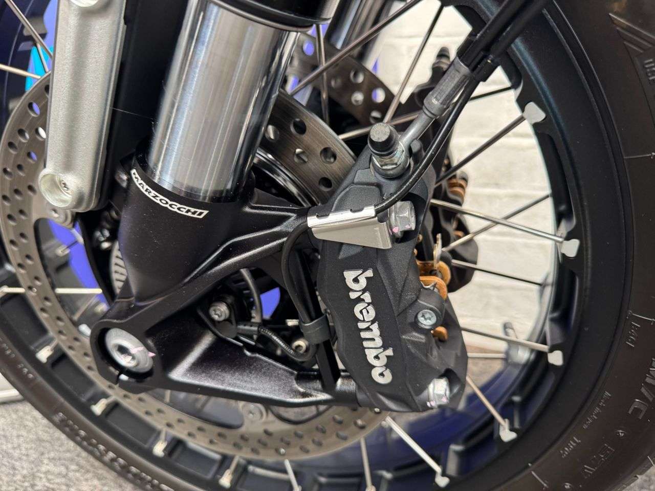 2025 BMW R 12 2025 BMW R 12