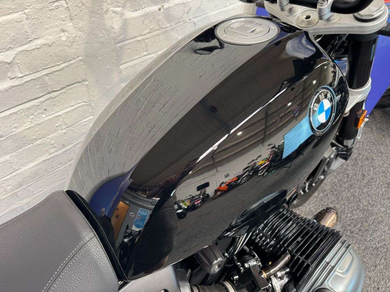2025 BMW R 12 2025 BMW R 12