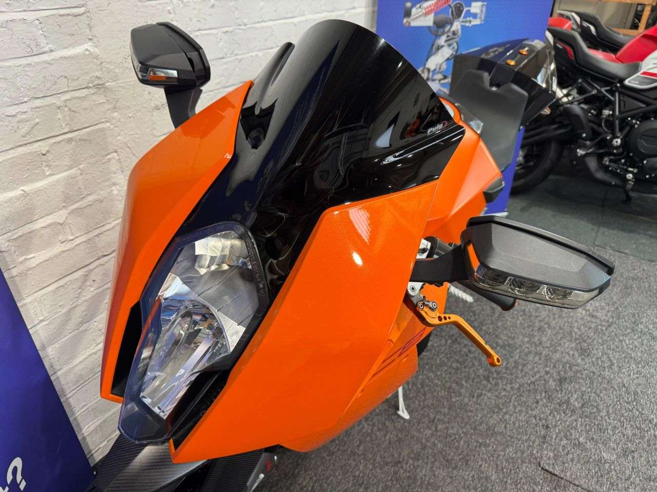 2012 KTM RC 8 2012 KTM RC 8