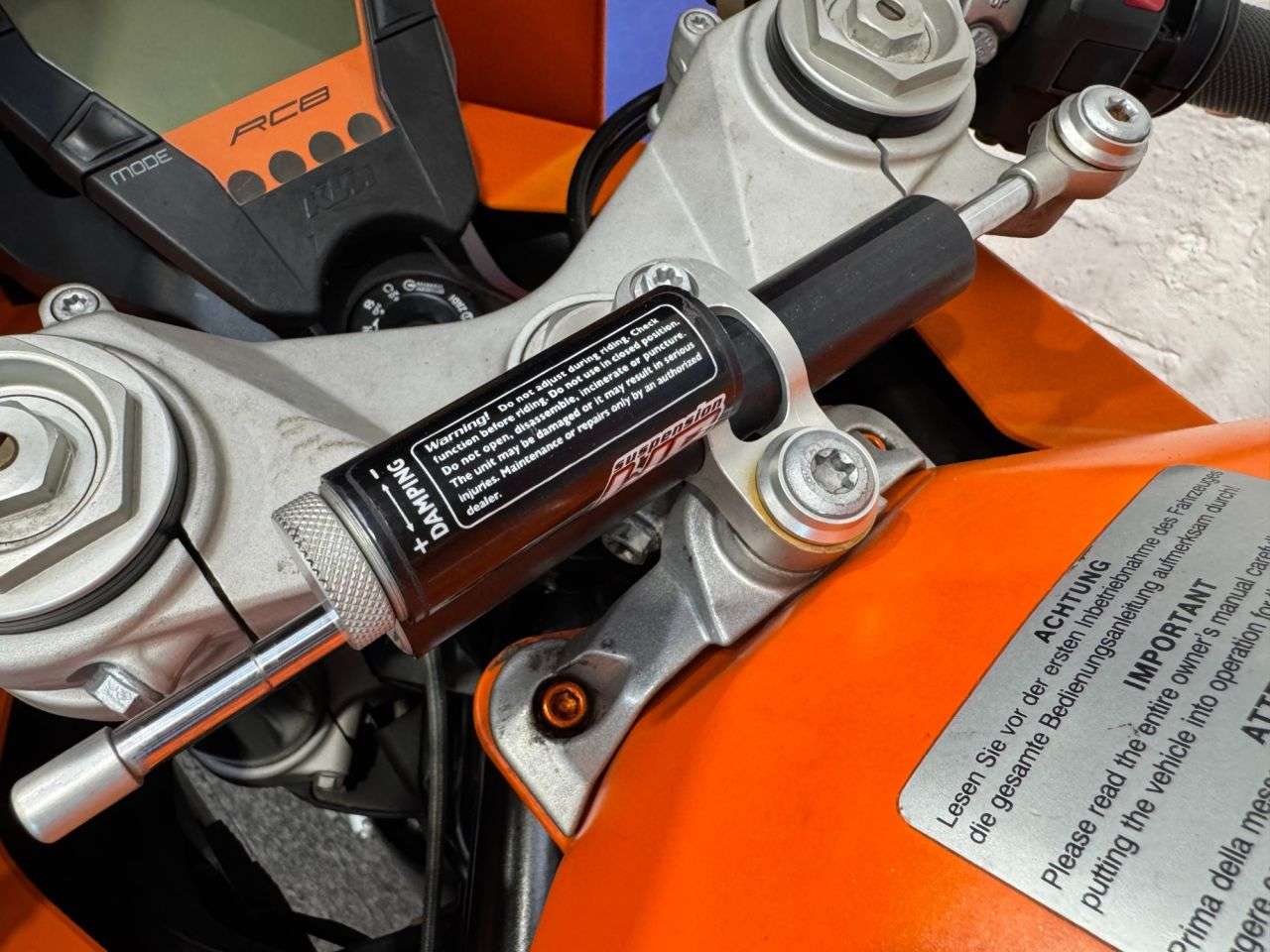 2012 KTM RC 8 2012 KTM RC 8