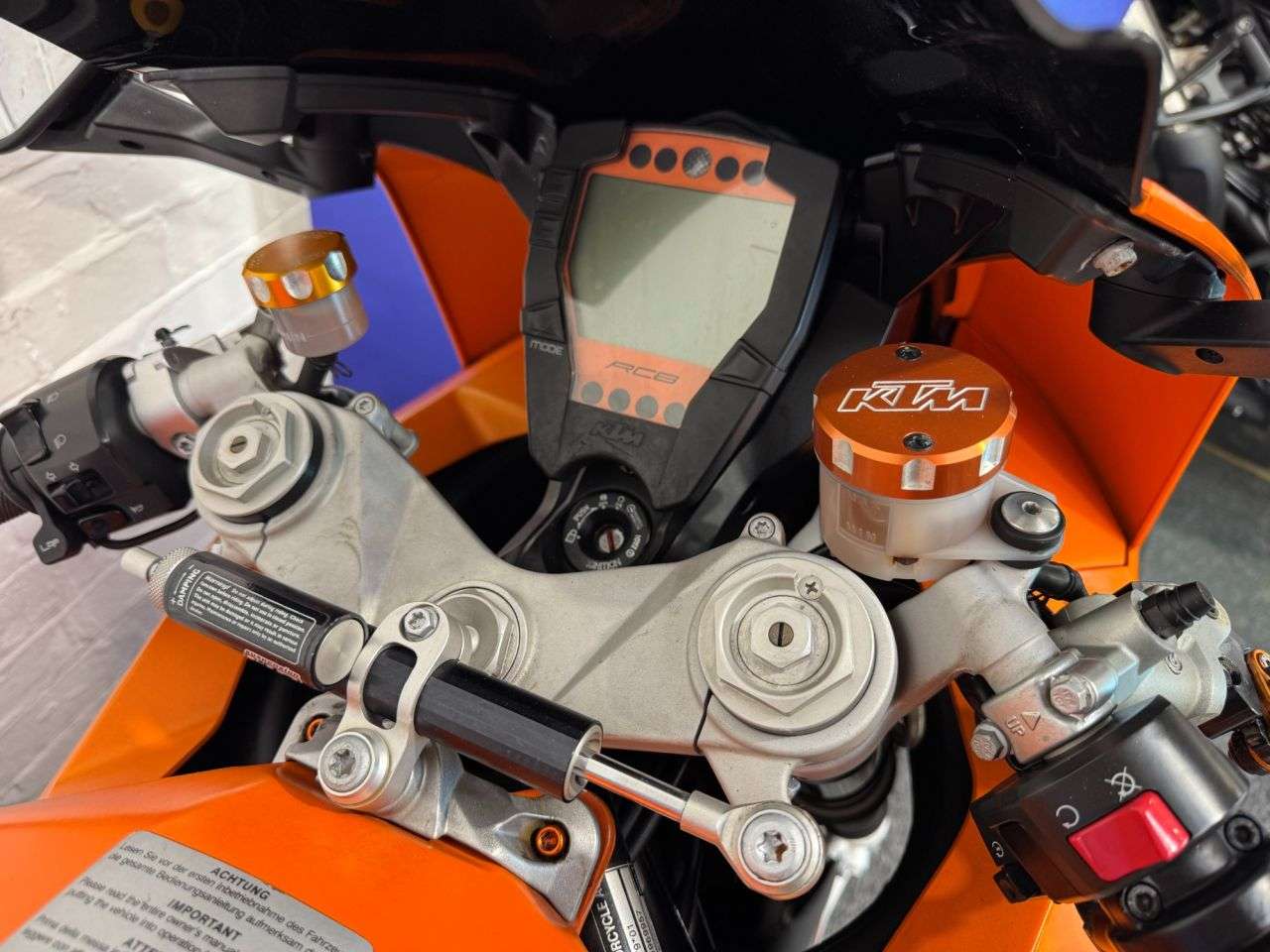 2012 KTM RC 8 2012 KTM RC 8