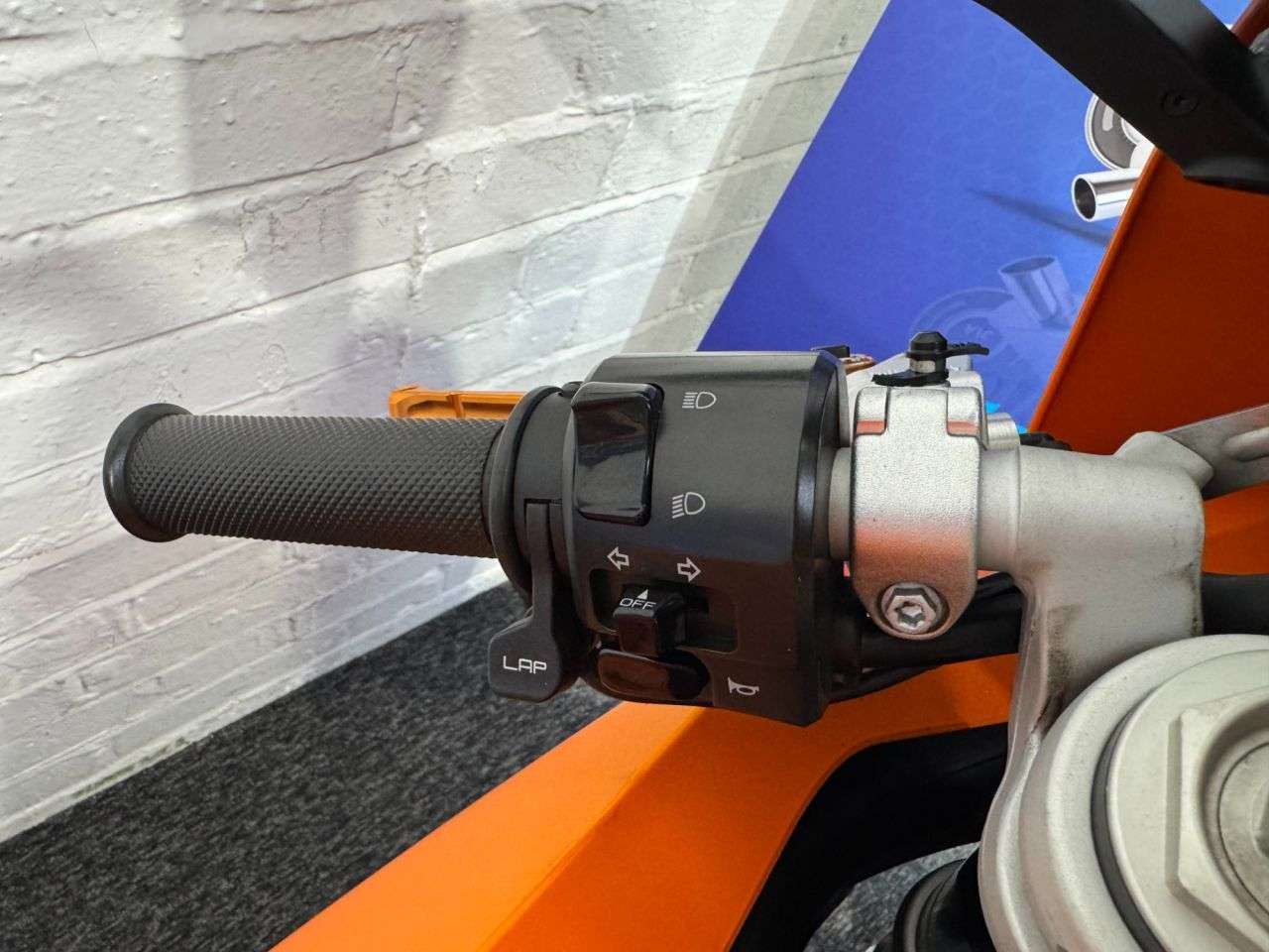 2012 KTM RC 8 2012 KTM RC 8
