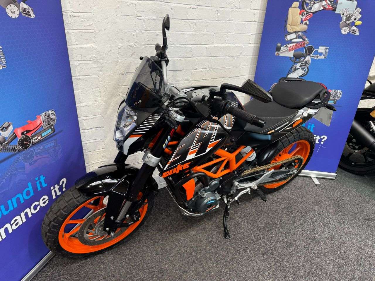 2016 KTM 390 DUKE 2016 KTM 390 DUKE