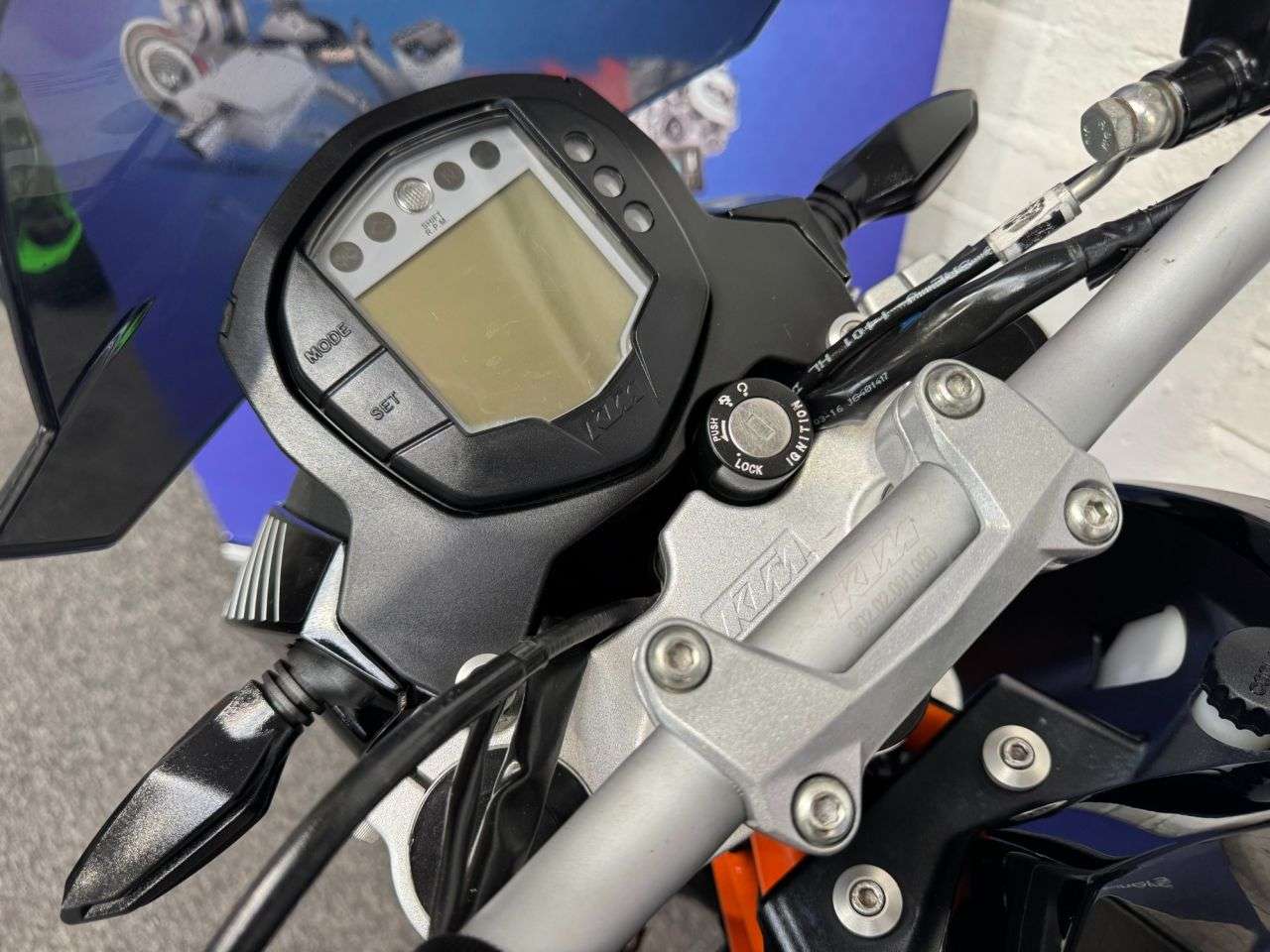 2016 KTM 390 DUKE 2016 KTM 390 DUKE