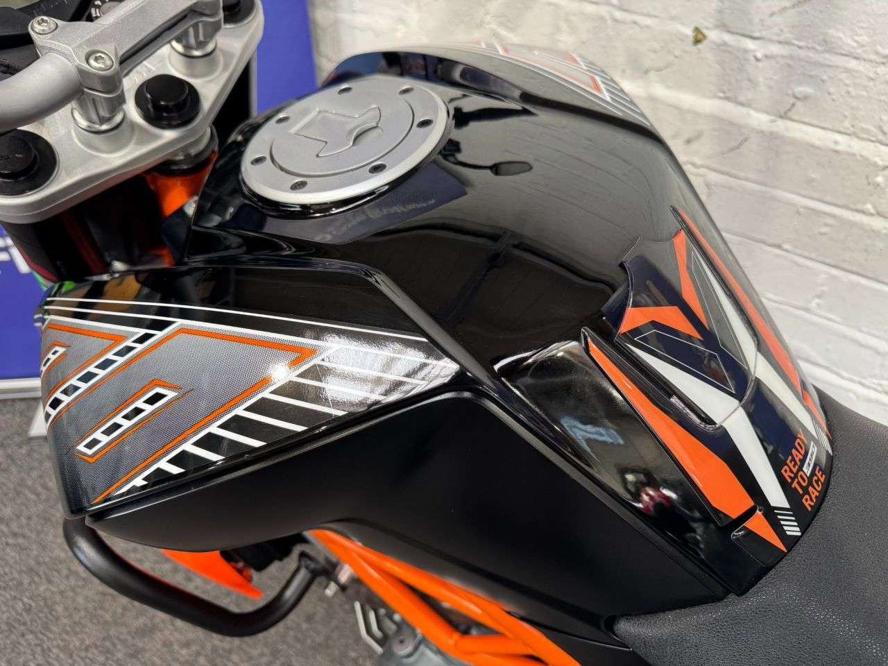 2016 KTM 390 DUKE 2016 KTM 390 DUKE