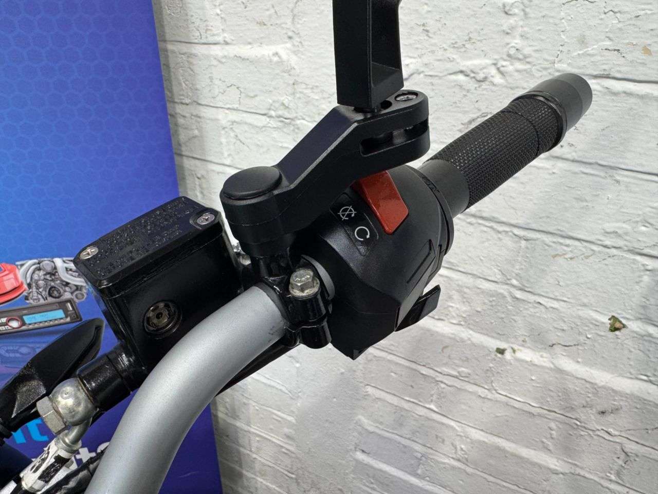 2016 KTM 390 DUKE 2016 KTM 390 DUKE