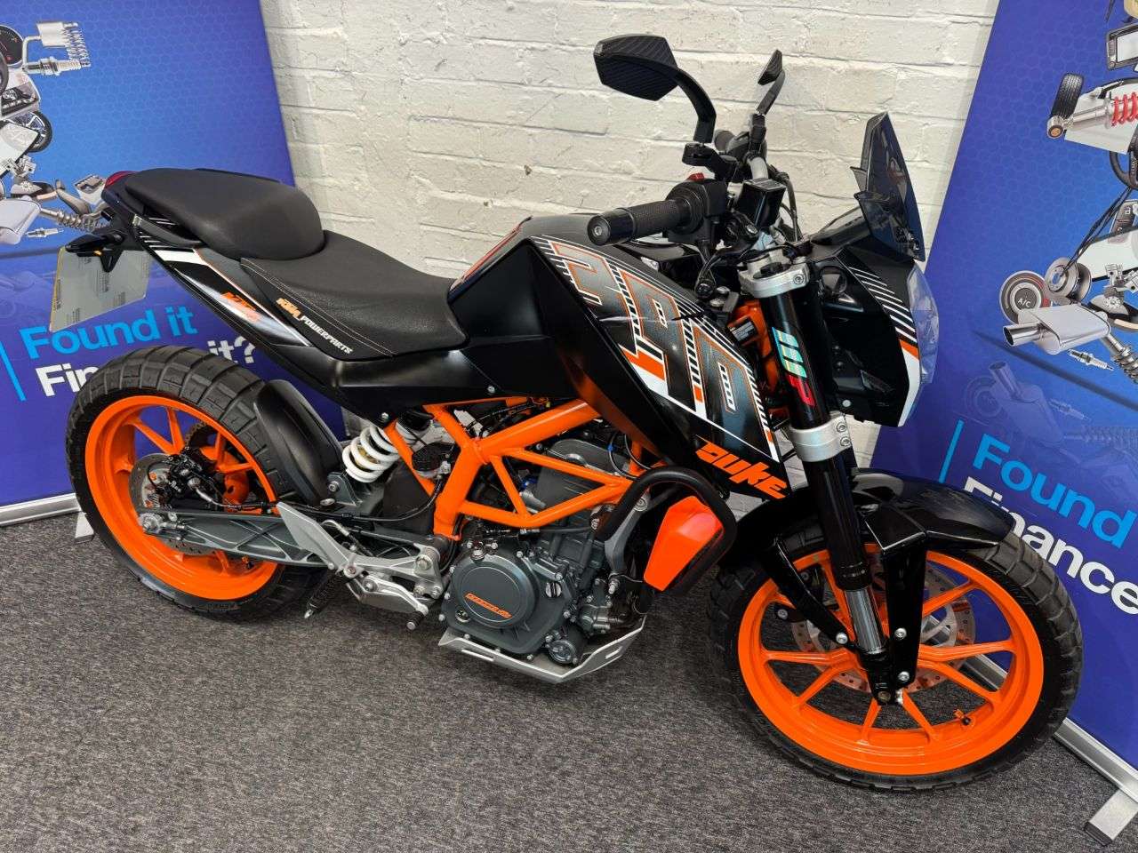 A 2016 KTM 390 DUKE DUKE 390 FINANCE WARRANTY DELIVERY A 2016 KTM 390 DUKE DUKE 390 FINANCE WARRANTY DELIVERY