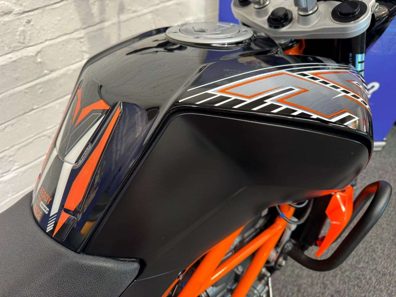 2016 KTM 390 DUKE 2016 KTM 390 DUKE