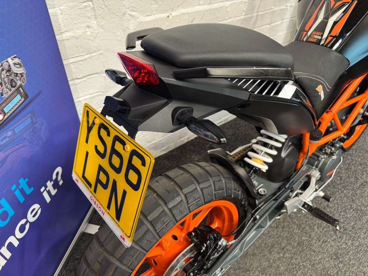 2016 KTM 390 DUKE 2016 KTM 390 DUKE