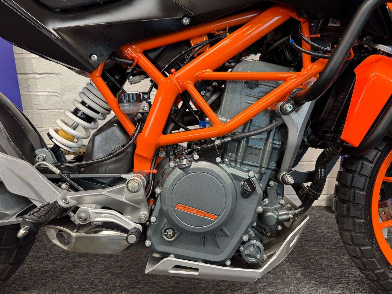 2016 KTM 390 DUKE 2016 KTM 390 DUKE