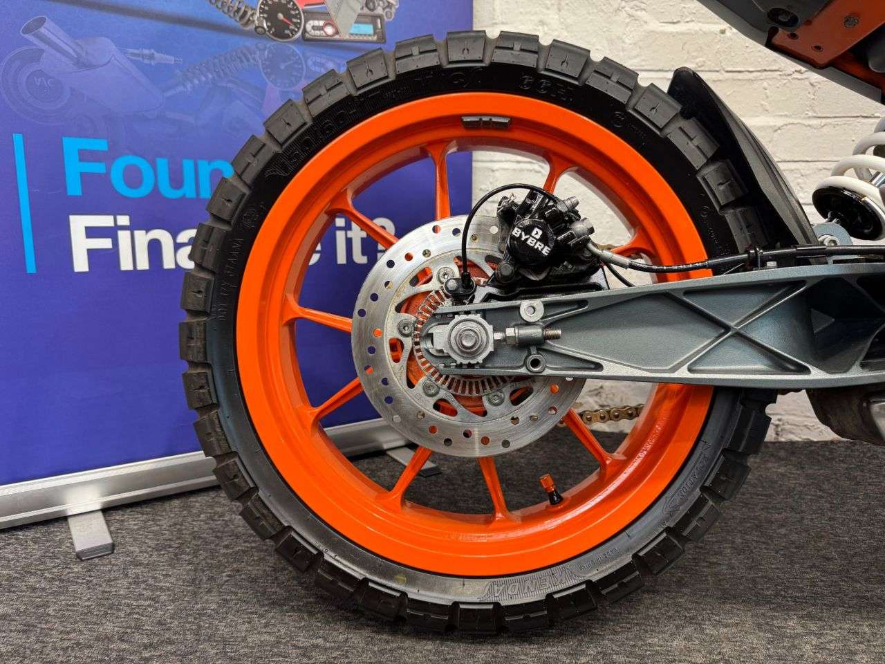2016 KTM 390 DUKE 2016 KTM 390 DUKE