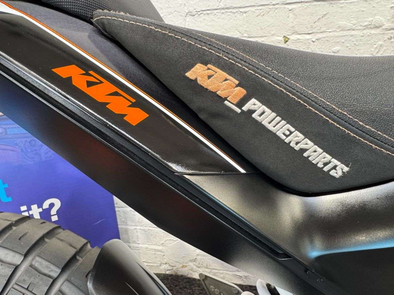 2016 KTM 390 DUKE 2016 KTM 390 DUKE