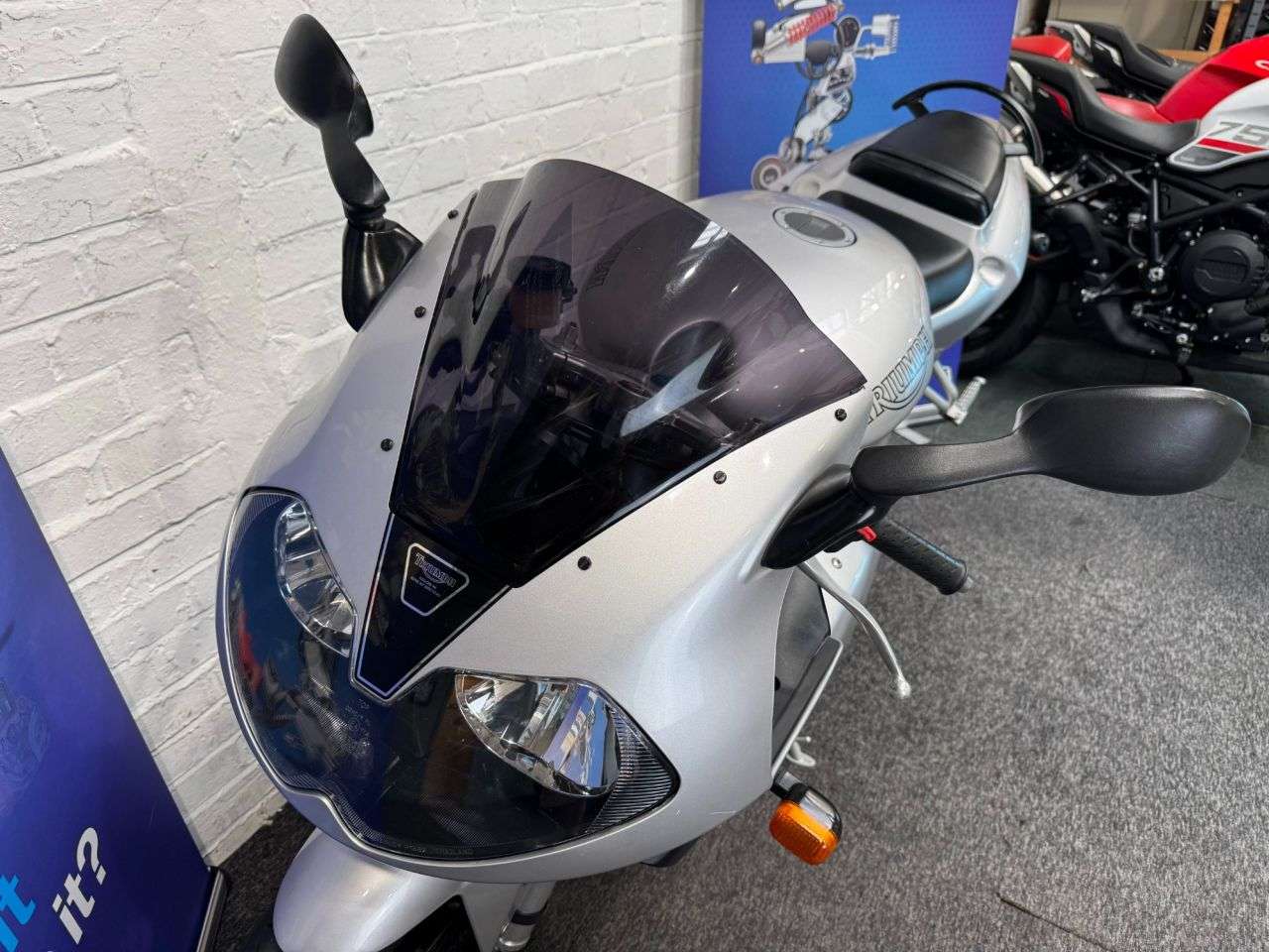 2001 TRIUMPH DAYTONA 955 2001 TRIUMPH DAYTONA 955